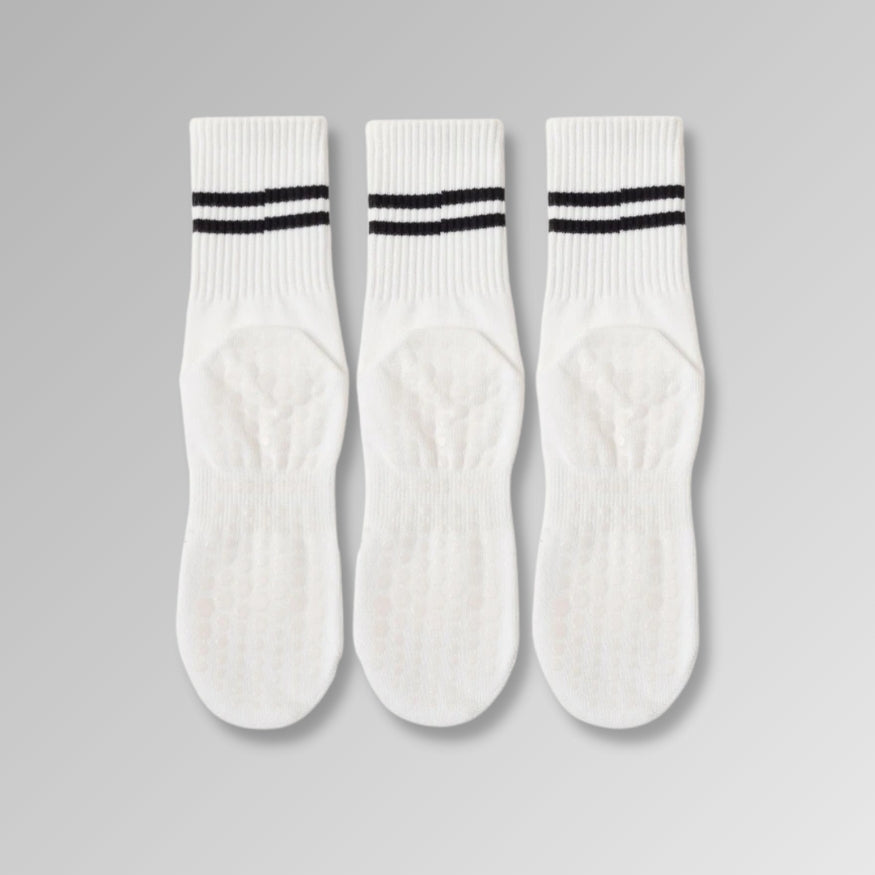 3 pairs of anti-slip yoga socks