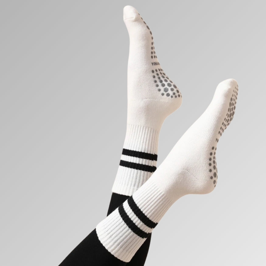 3 pairs of anti-slip yoga socks
